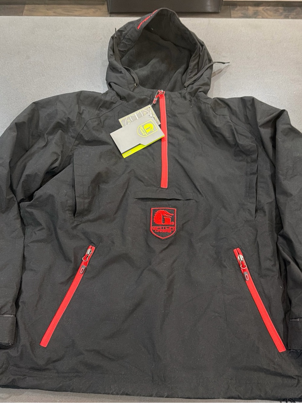 Gator Waders Bog Hoodie Men’s medium black/red New With Tags